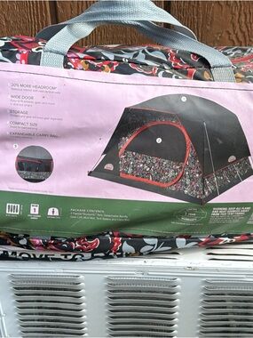 Vera Bradley Black and Red Floral Tent Carry Bag